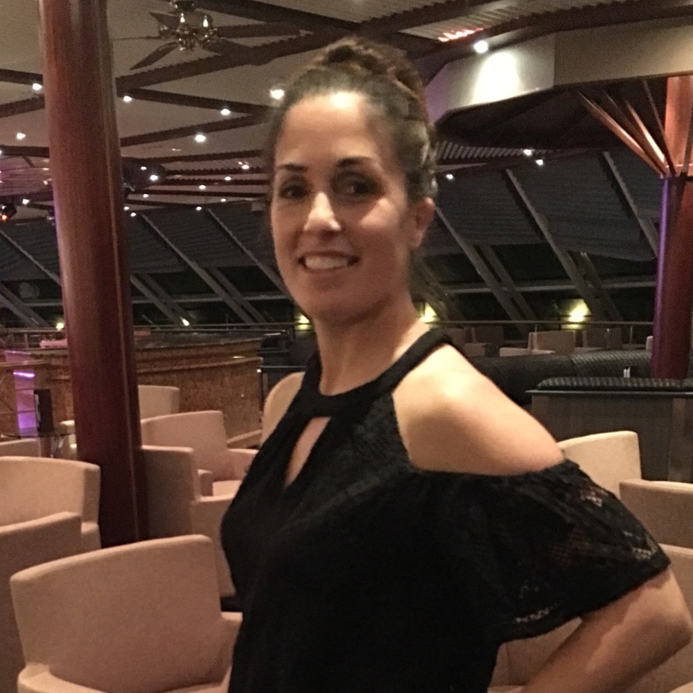 Meet your Posher, Jacqueline